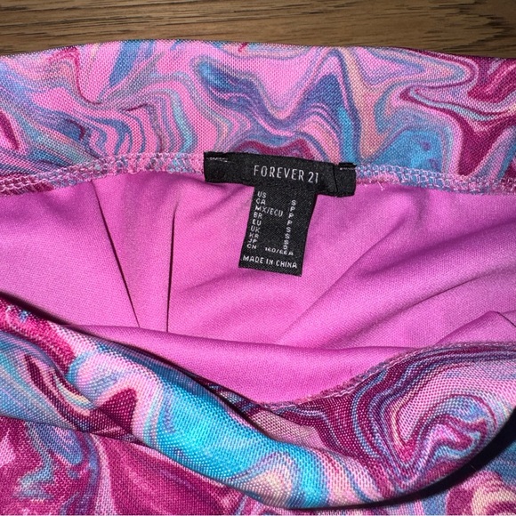 NWT- 2 piece set - Picture 4 of 8